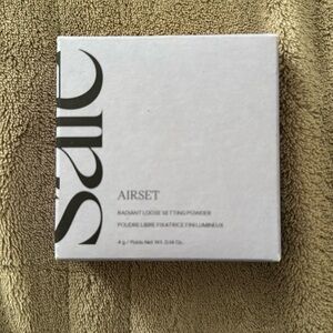 SAIE AIRSET RADIANT LOOSE SETTING POWDER- TRANSLUCENT